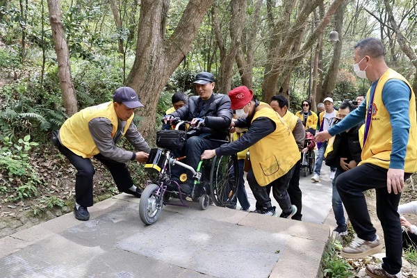 轮椅行圆梦普陀山之旅3.jpg